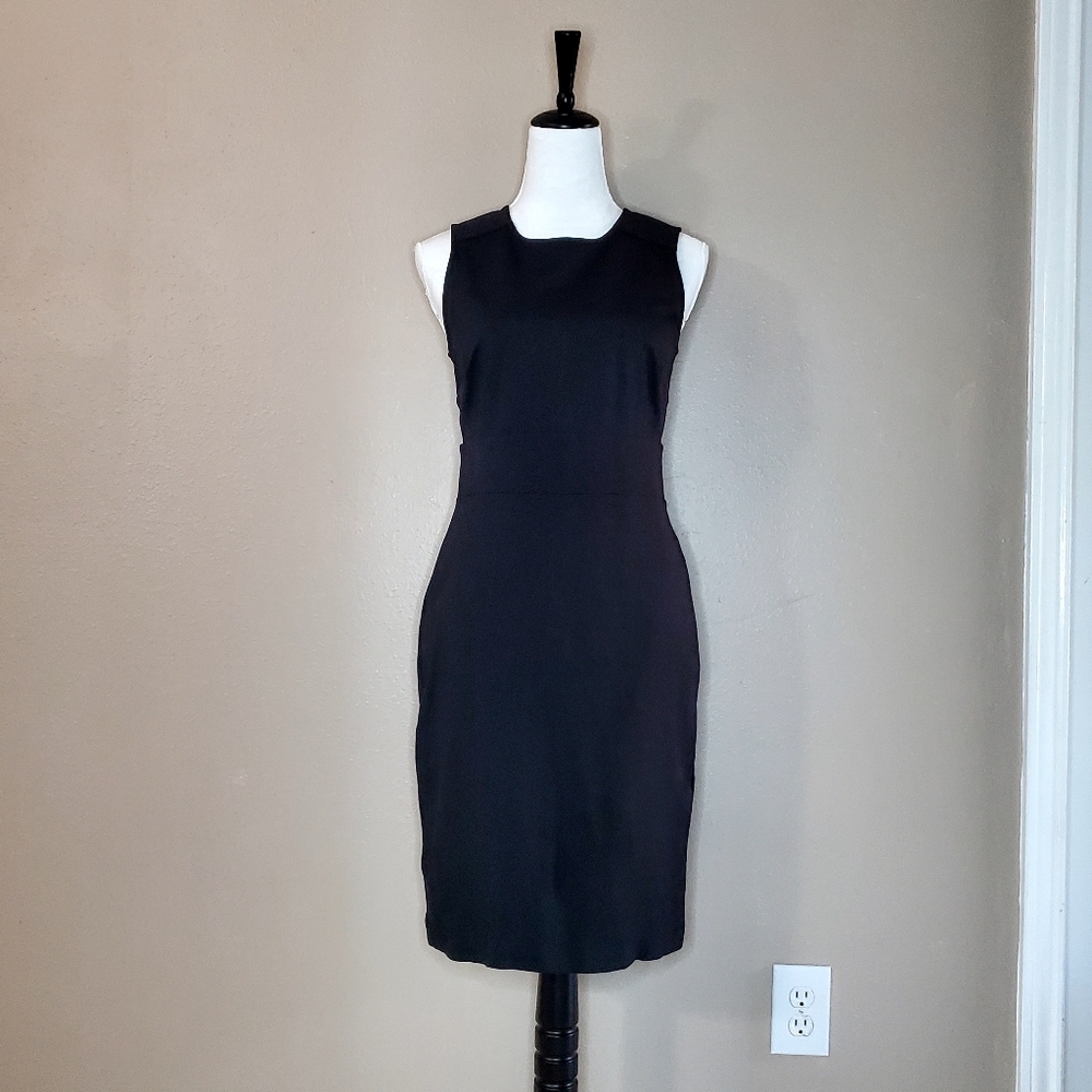 Ann Taylor Black Sleeveless Dress Size 6